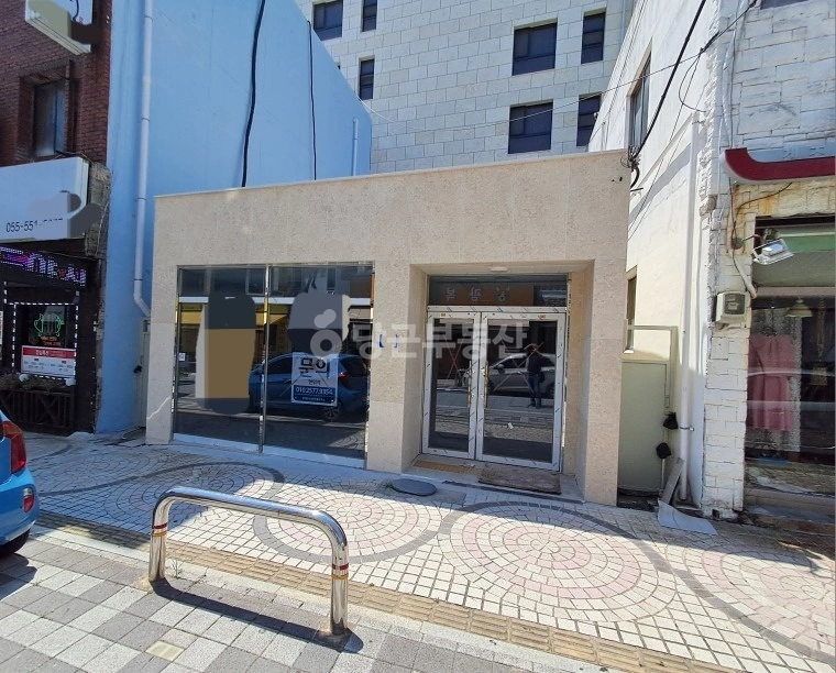 경상남도 창원시 진해구 충무동 상가 사진 1