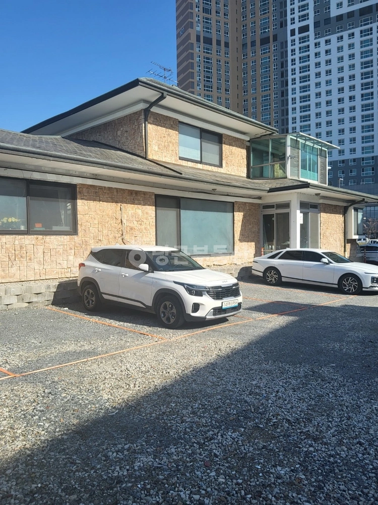 전북특별자치도 익산시 송학동 건물 사진 1