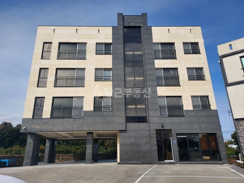 제주특별자치도 서귀포시 성산읍 빌라(투룸 이상) 사진 1