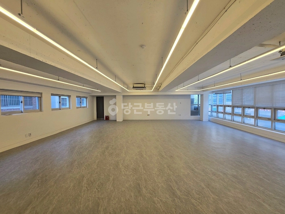 서울특별시 강남구 논현동 사무실 사진 1