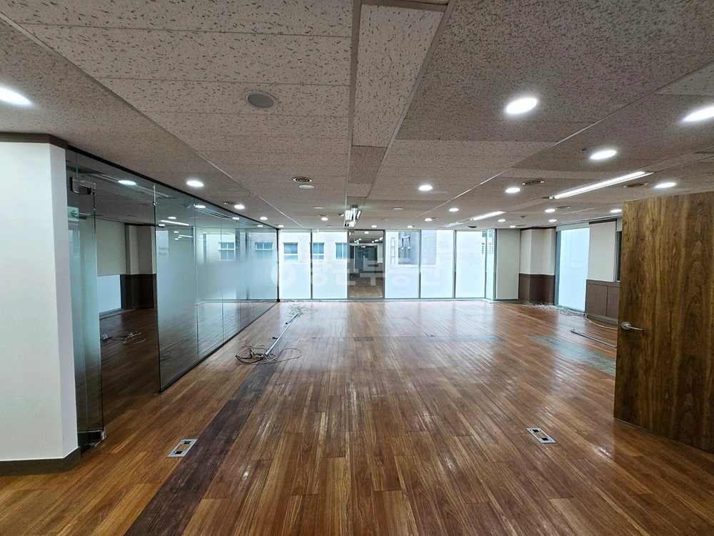 서울특별시 강남구 역삼동 사무실 사진 1