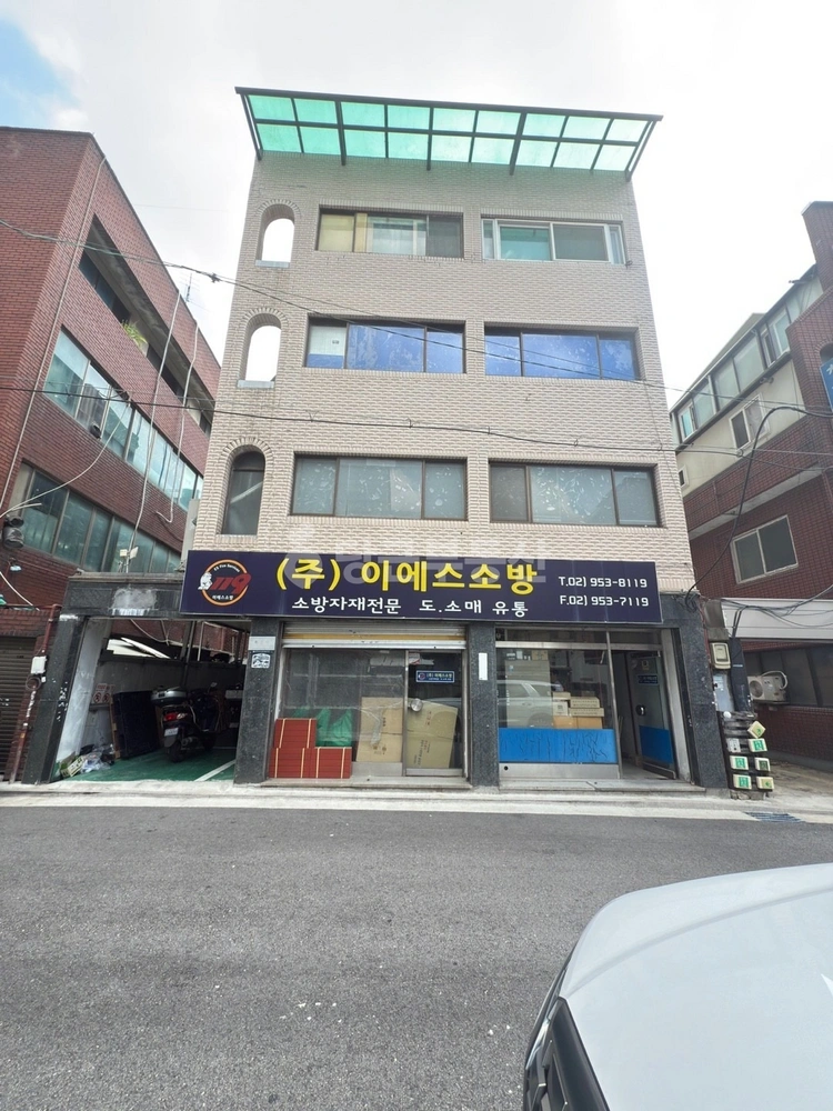 서울특별시 동대문구 용두동 건물 사진 1