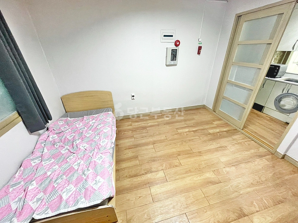 경상남도 창원시 성산구 중앙동 원룸 사진 1