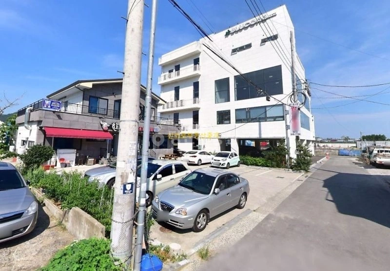 경상남도 창원시 진해구 용원동 건물 사진 1