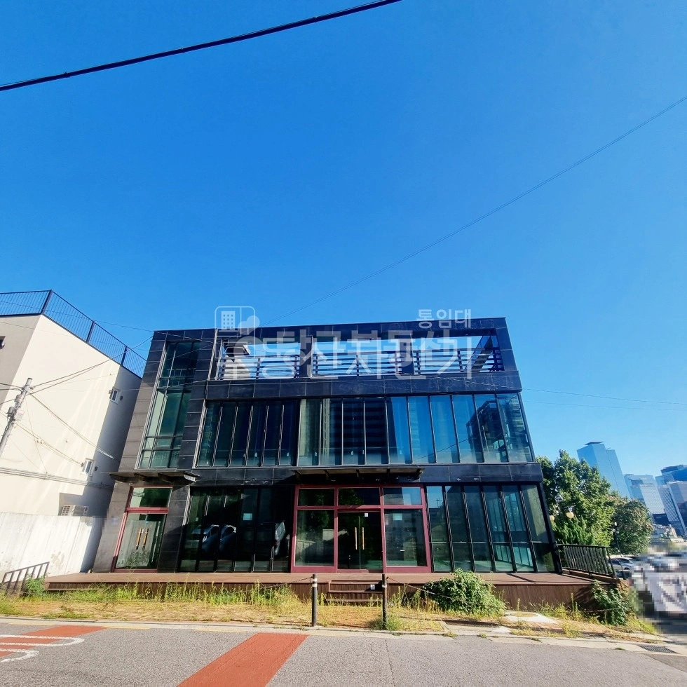 서울특별시 강남구 역삼동 건물 사진 1