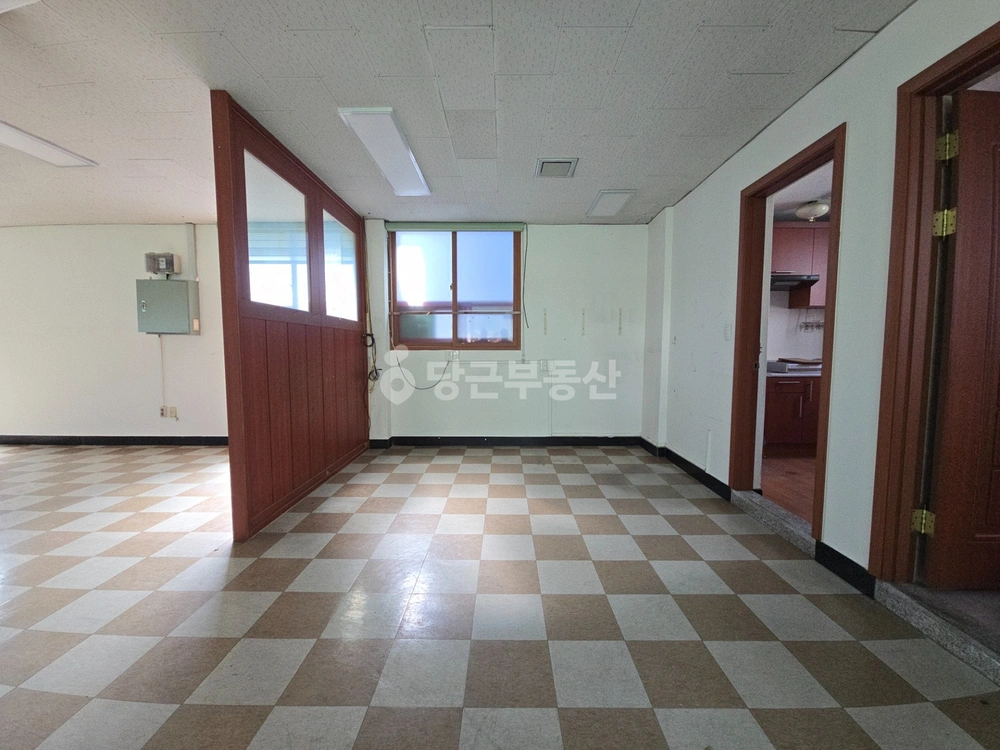 경기도 수원시 팔달구 인계동 상가 사진 1