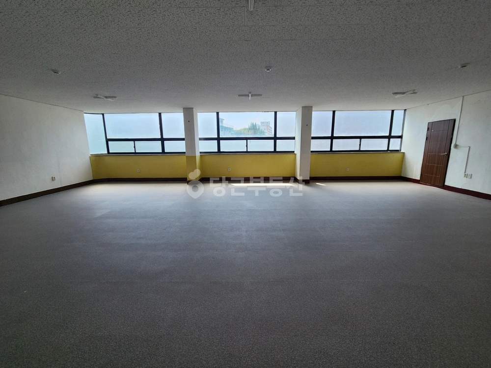 충청북도 청주시 청원구 율량동 상가 사진 1
