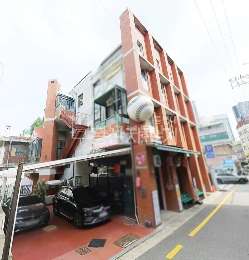 서울특별시 강남구 신사동 건물 사진 1