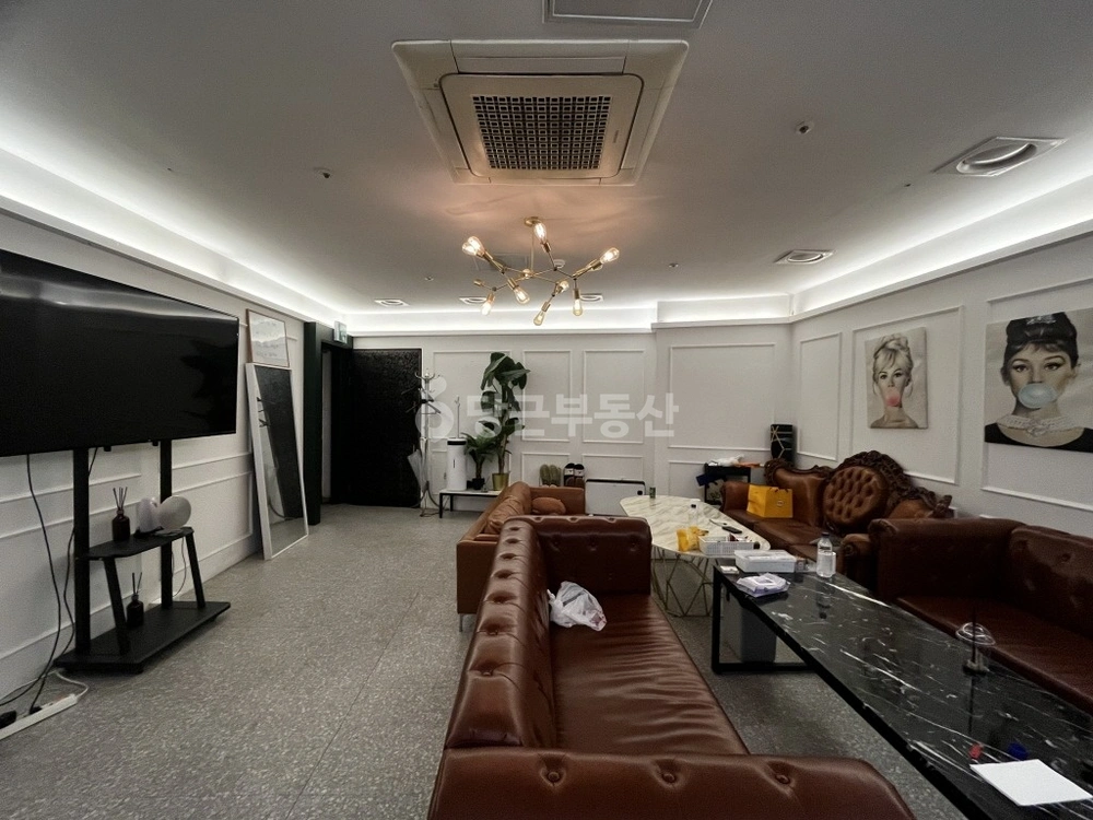 서울특별시 강남구 논현동 상가 사진 1