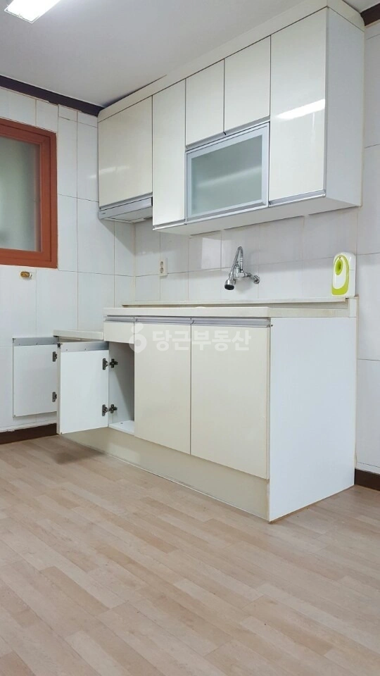 인천광역시 제물포구 송월동1가 아파트 사진 1