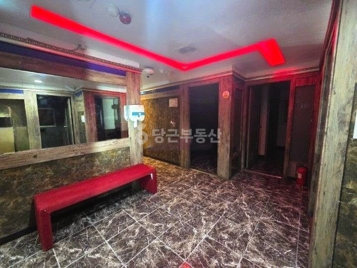 서울특별시 마포구 서교동 상가 사진 1