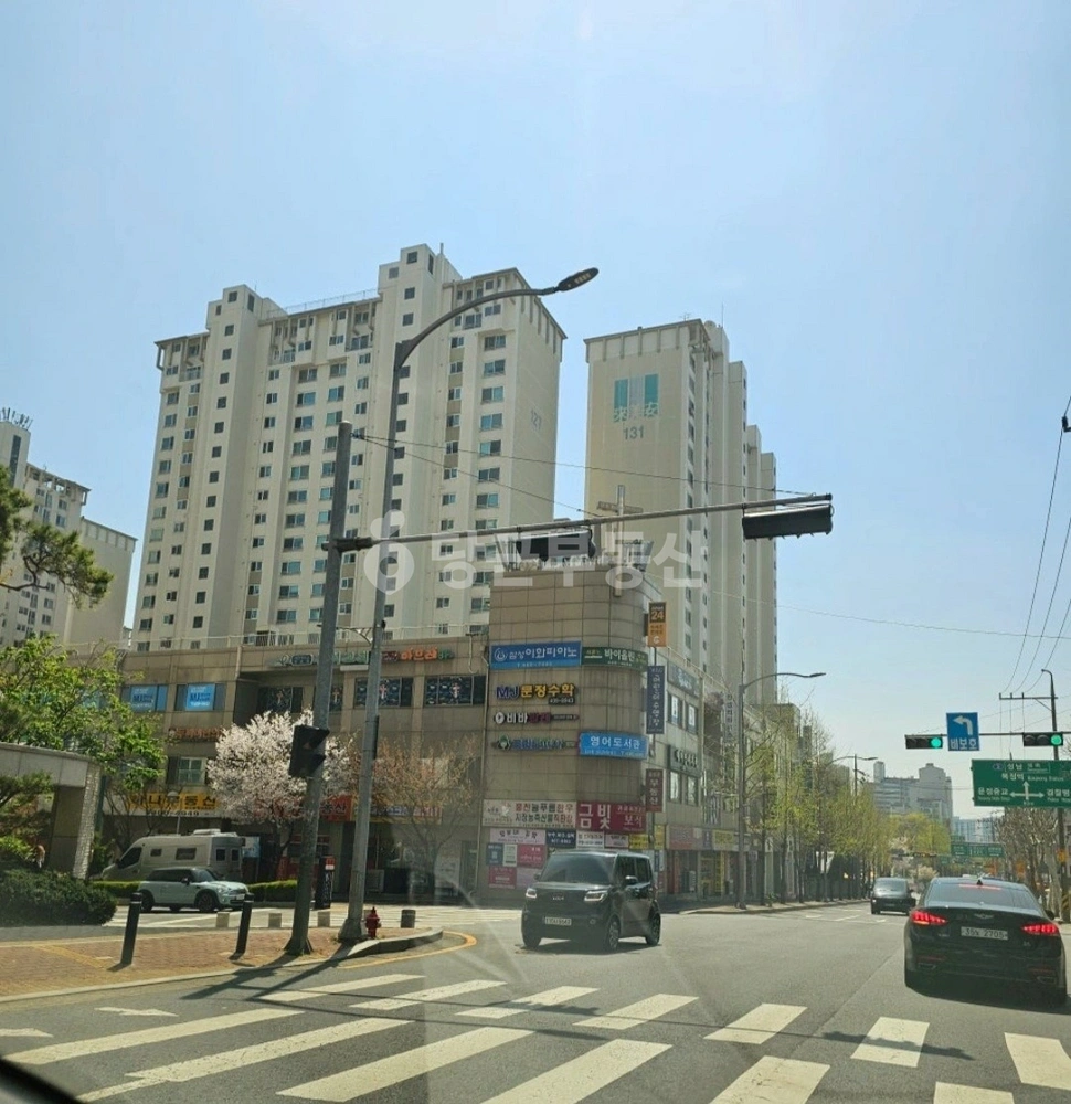 서울특별시 송파구 문정동 아파트 사진 1
