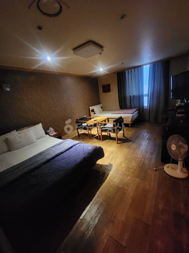 경상남도 창원시 성산구 중앙동 상가 사진 1
