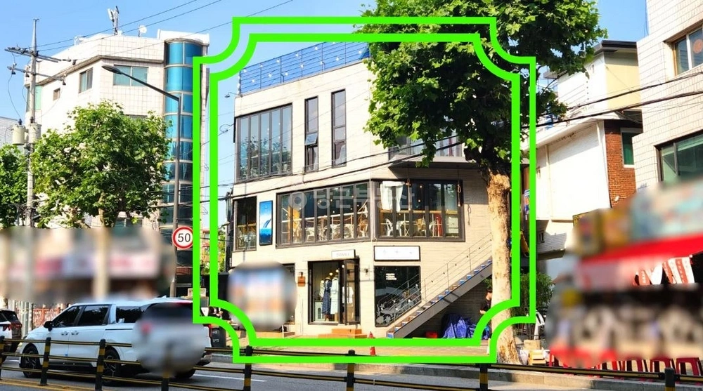 서울특별시 마포구 동교동 상가 사진 1