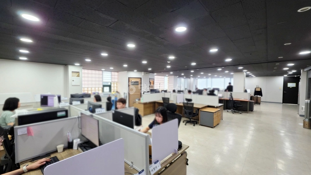 서울특별시 강남구 논현동 사무실 사진 1
