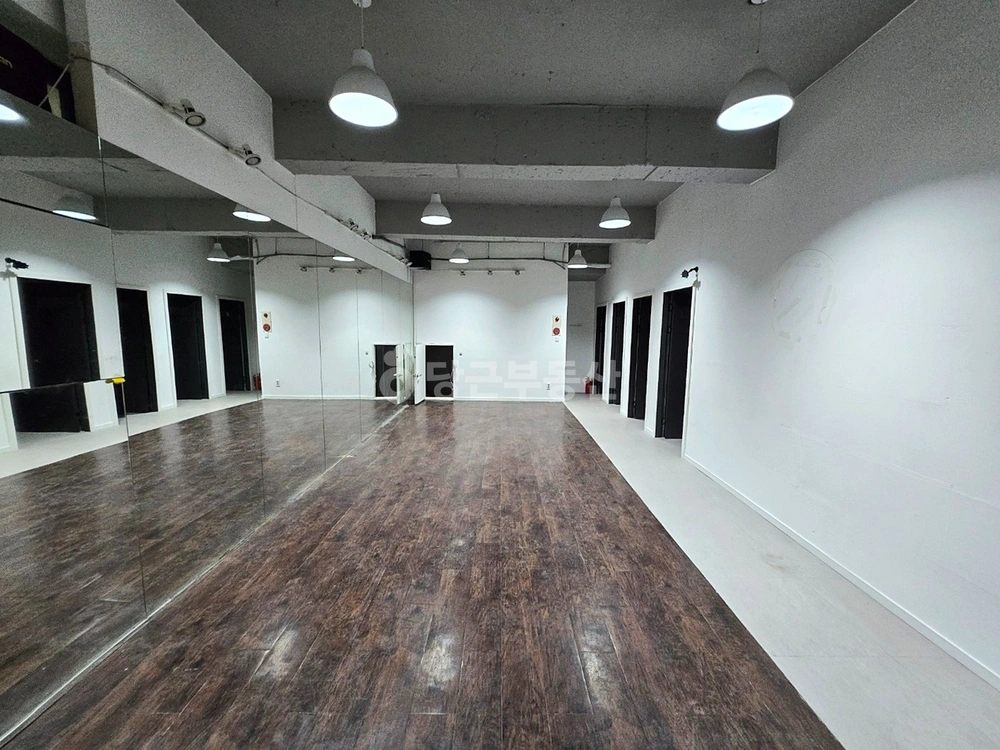 서울특별시 강남구 역삼동 상가 사진 1
