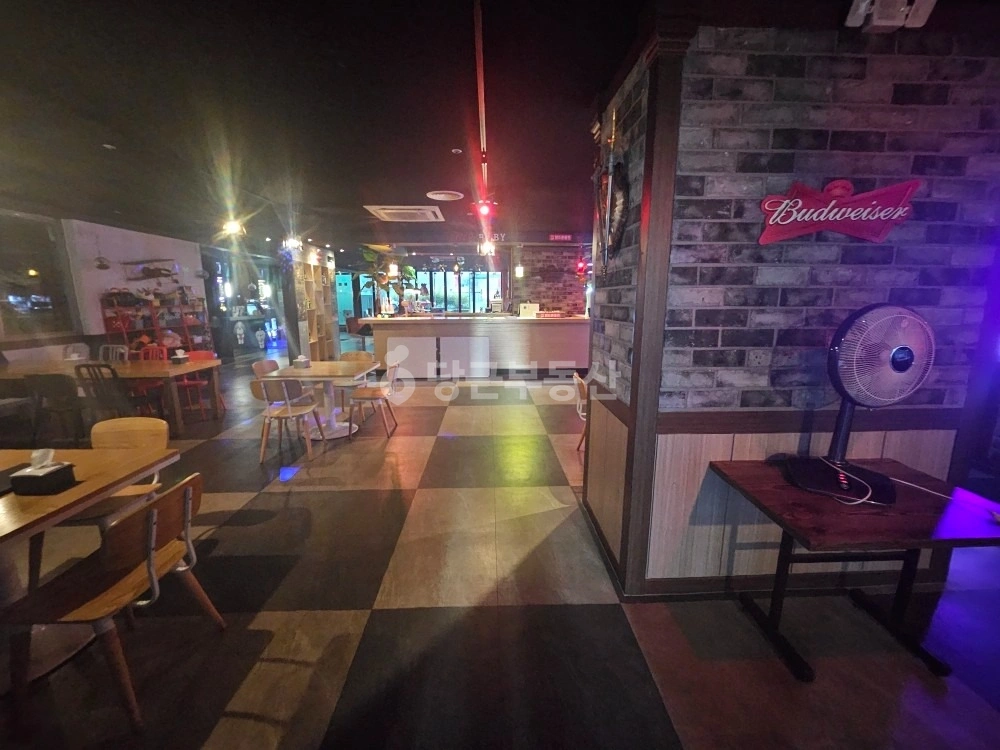 대전광역시 서구 둔산동 상가 사진 1