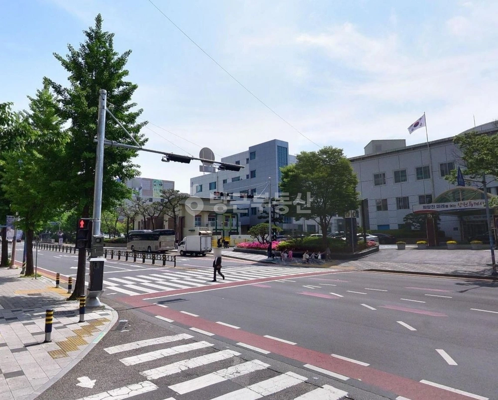 경상남도 창원시 성산구 용호동 상가 사진 1