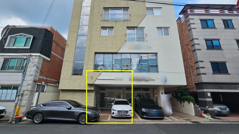 대구광역시 수성구 두산동 상가 사진 1