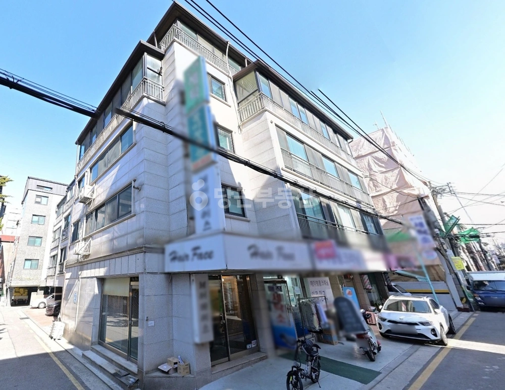 서울특별시 강남구 역삼동 상가 사진 1