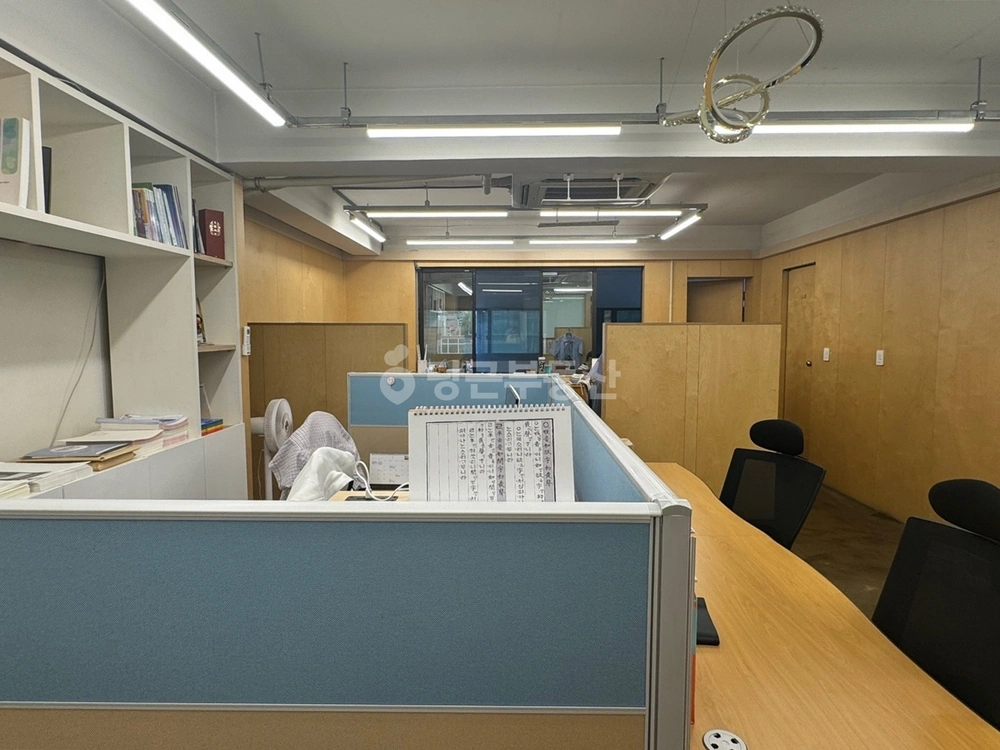 서울특별시 강남구 논현동 사무실 사진 1