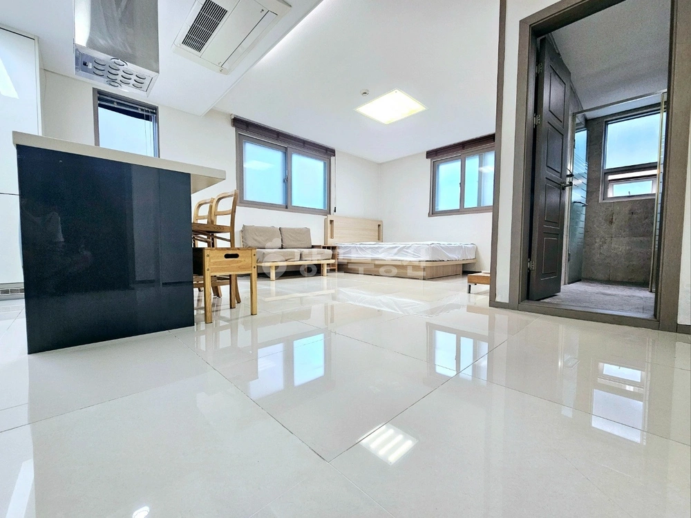서울특별시 강남구 역삼동 원룸 사진 1