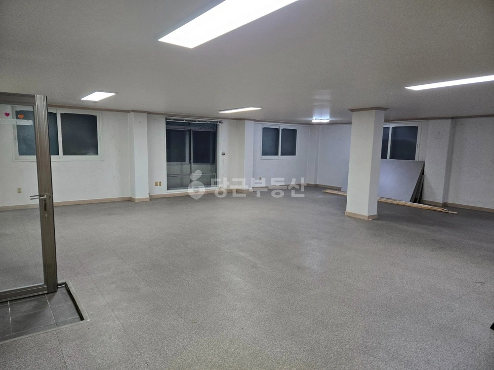 충청남도 천안시 서북구 쌍용동 상가 사진 1