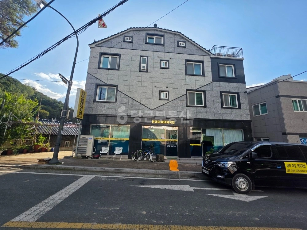 경상남도 창원시 마산회원구 내서읍 건물 사진 1