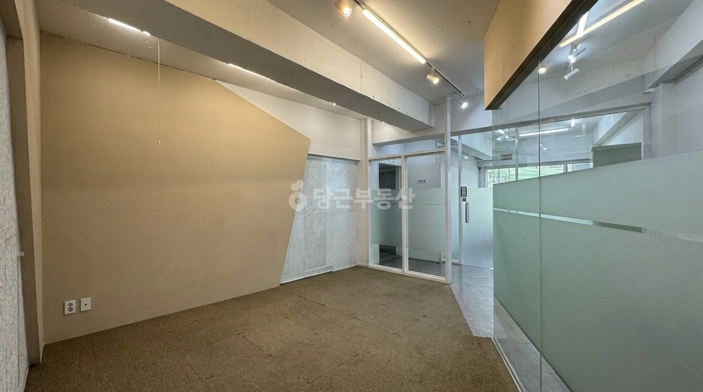 서울특별시 강남구 논현동 상가 사진 1