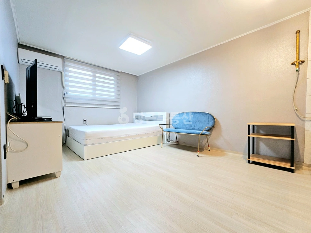 서울특별시 강남구 논현동 원룸 사진 1