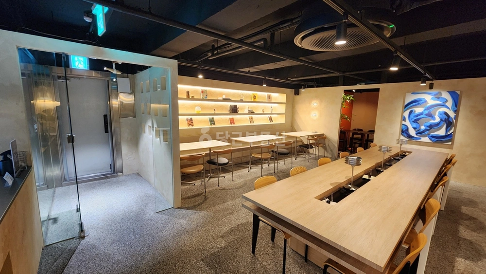 서울특별시 강남구 논현동 상가 사진 1