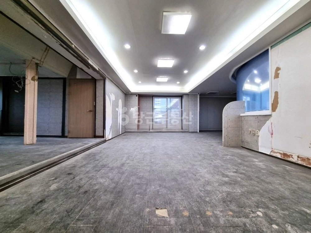 서울특별시 마포구 서교동 상가 사진 1