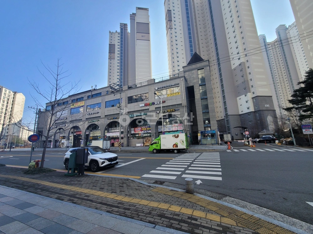 경상남도 진주시 평거동 상가 사진 1