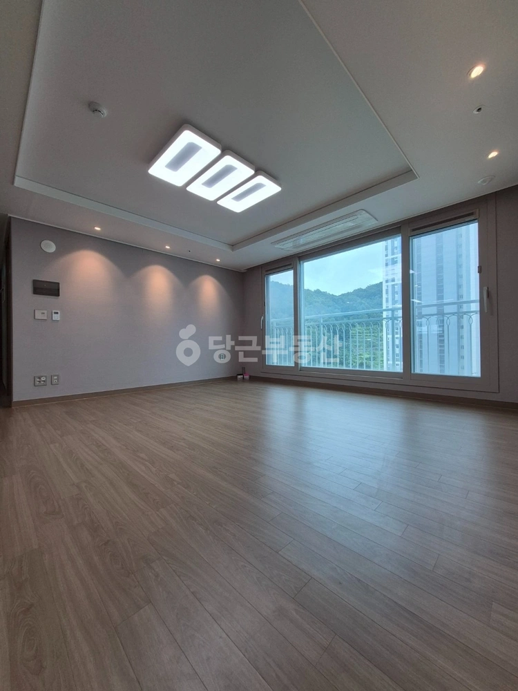 전남광주통합특별시 여수시 웅천동 아파트 사진 1