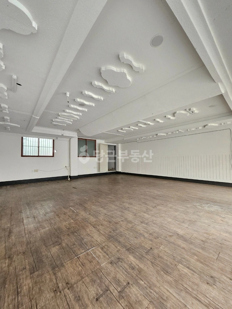 대구광역시 달서구 용산동 상가 사진 1