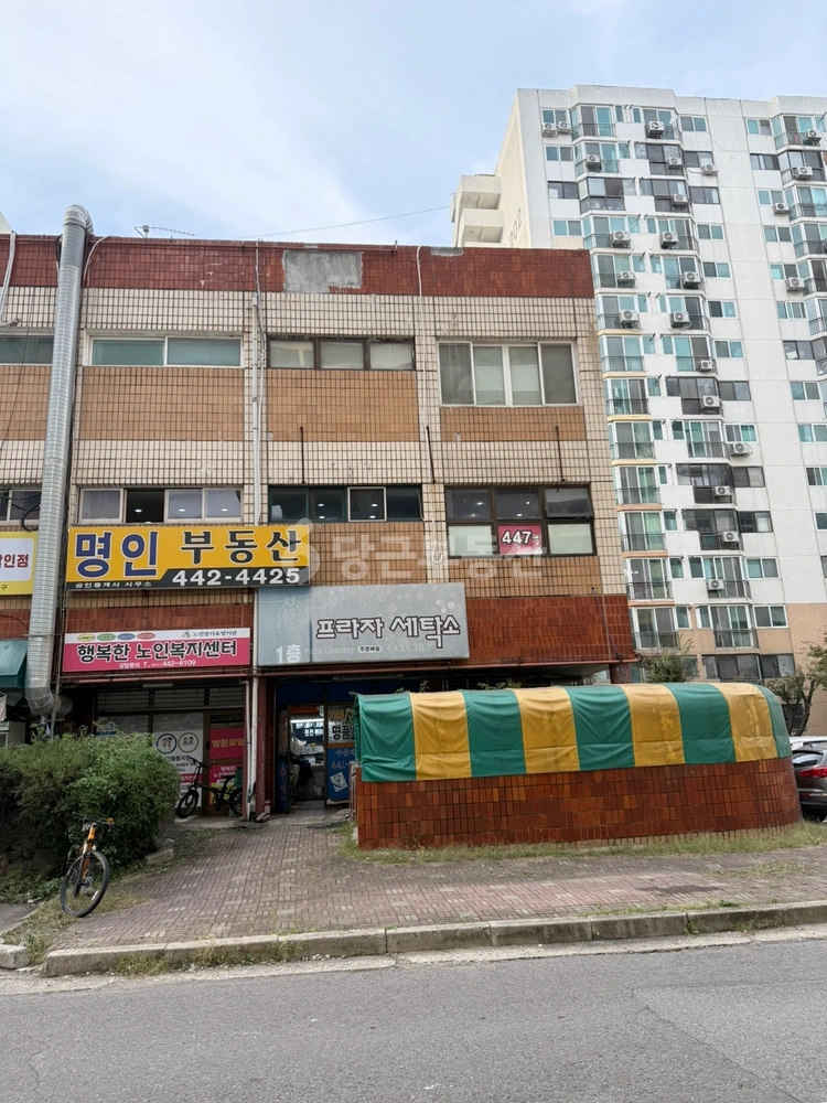 경기도 안양시 만안구 안양동 상가 사진 1