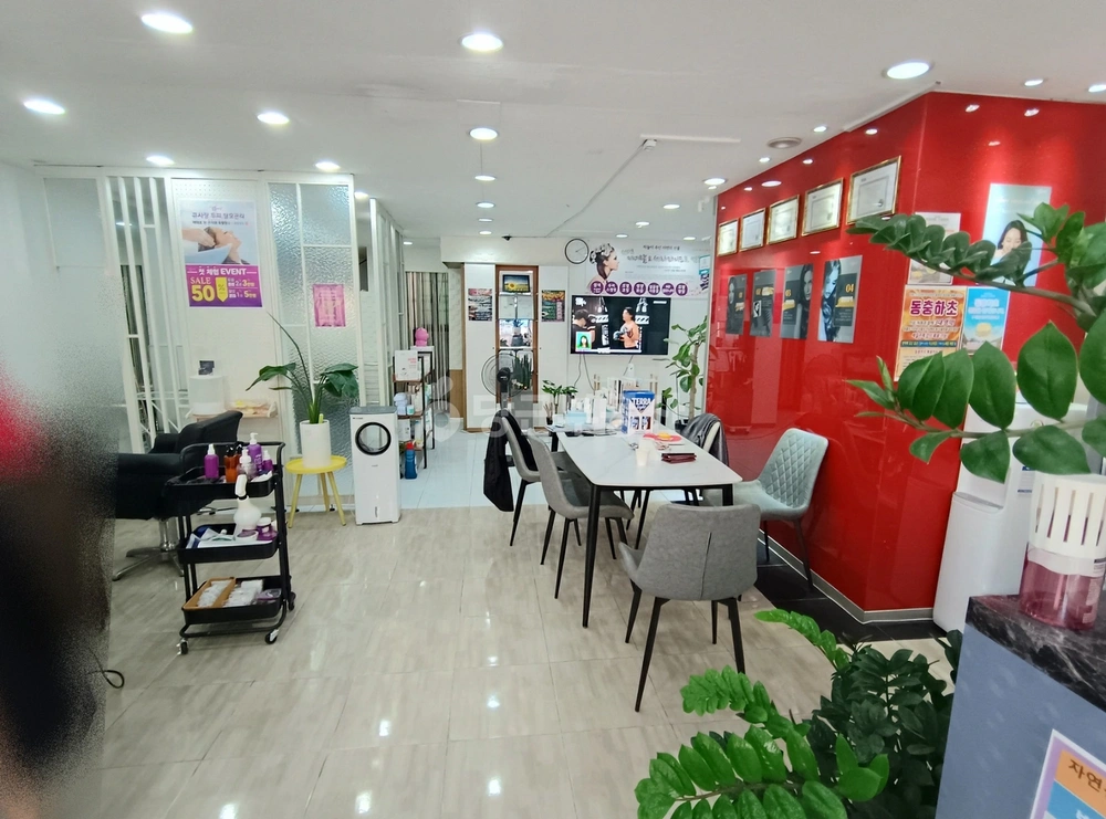 경기도 고양시 일산동구 백석동 상가 사진 1