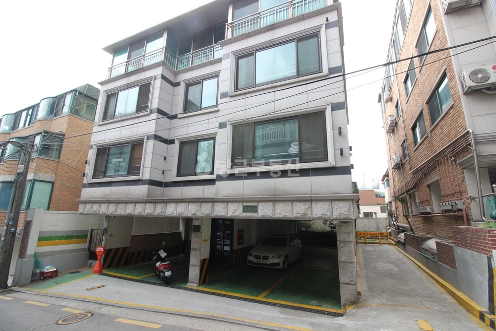 서울특별시 강남구 논현동 사무실 사진 1