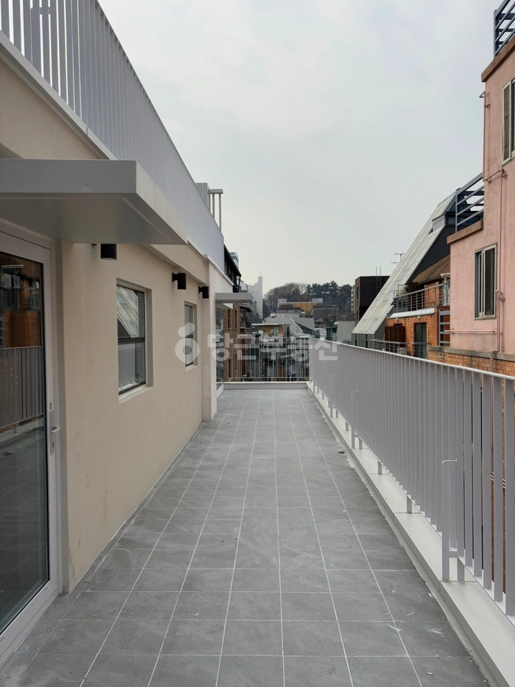 서울특별시 강남구 역삼동 건물 사진 1