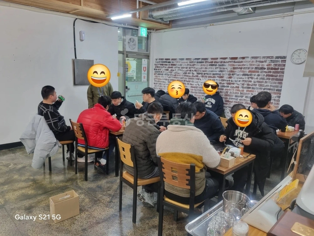 경상남도 창원시 성산구 대방동 상가 사진 1