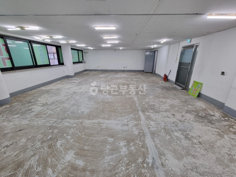 충청북도 청주시 청원구 율량동 상가 사진 1