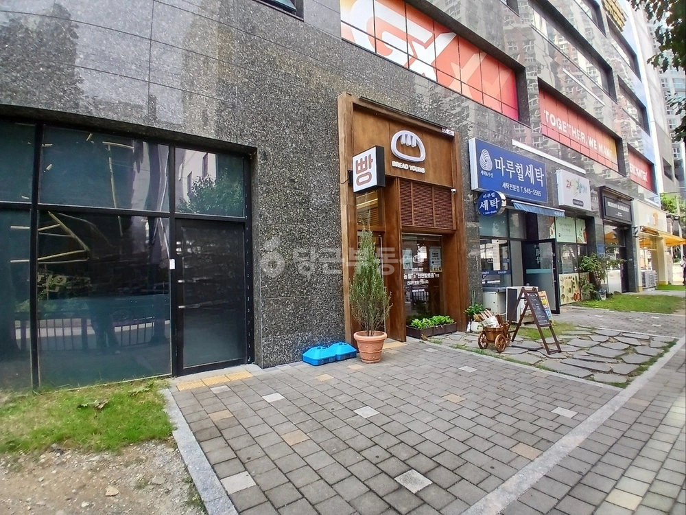 전남광주통합특별시 광산구 쌍암동 상가 사진 1