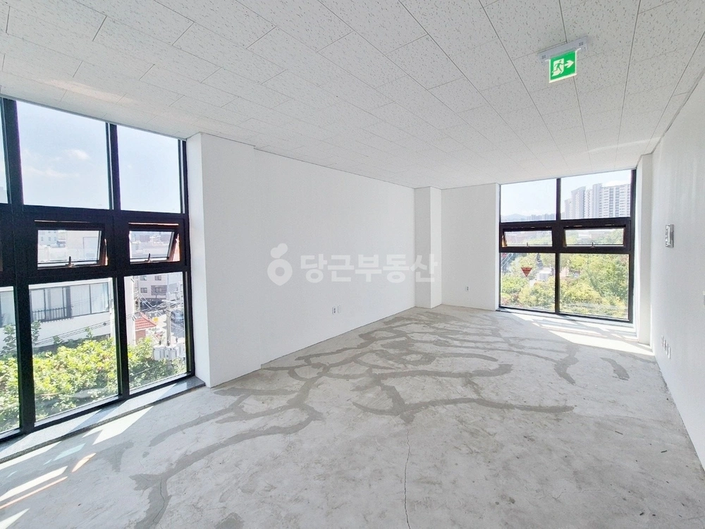 대구광역시 수성구 만촌동 상가 사진 1