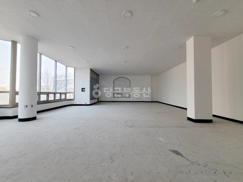 대전광역시 서구 탄방동 상가 사진 1