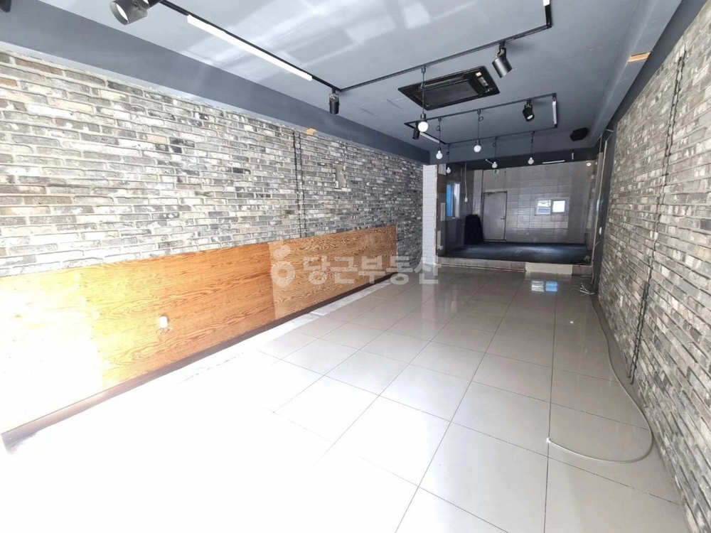 대구광역시 수성구 상동 상가 사진 1