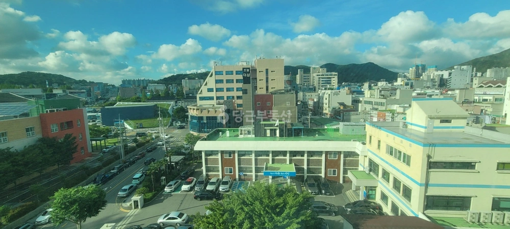 전남광주통합특별시 여수시 학동 아파트 사진 1