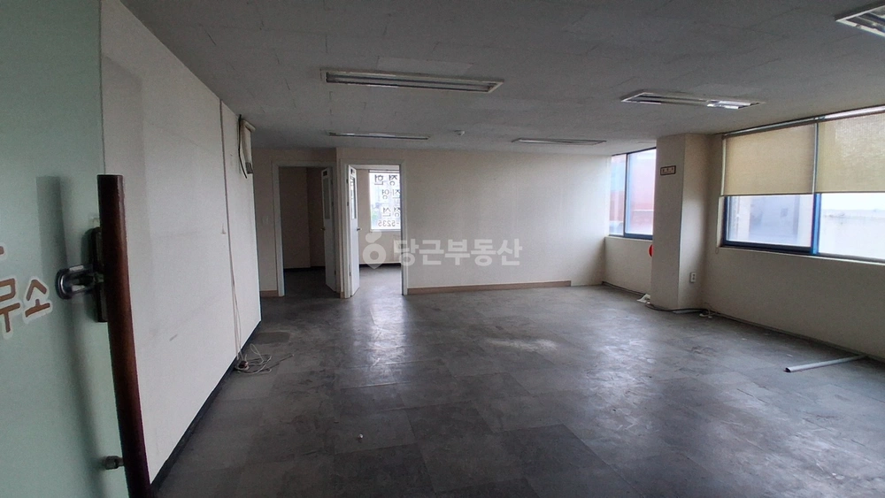 경기도 수원시 영통구 매탄동 상가 사진 1