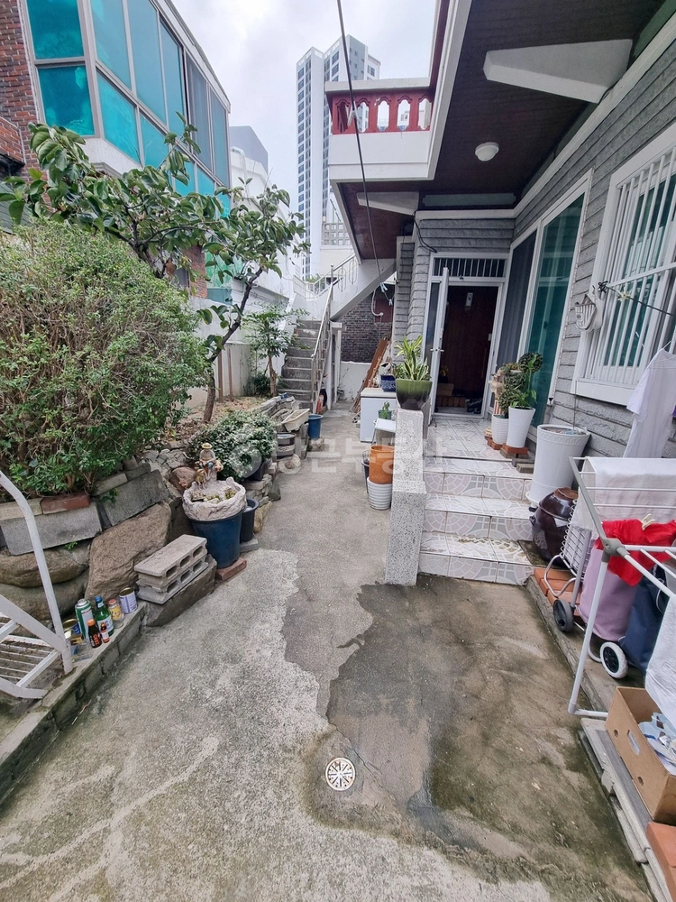 부산광역시 연제구 거제동 단독/전원주택 사진 1