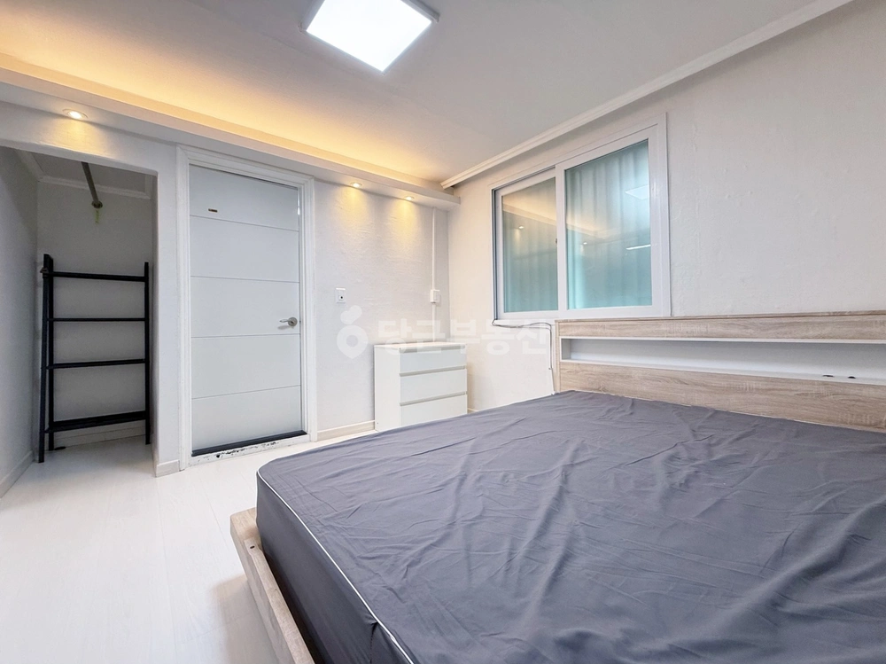 서울특별시 강남구 논현동 원룸 사진 1