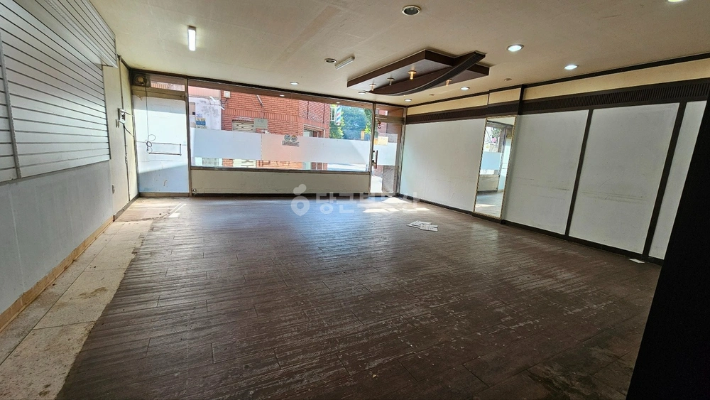 대구광역시 수성구 지산동 상가 사진 1